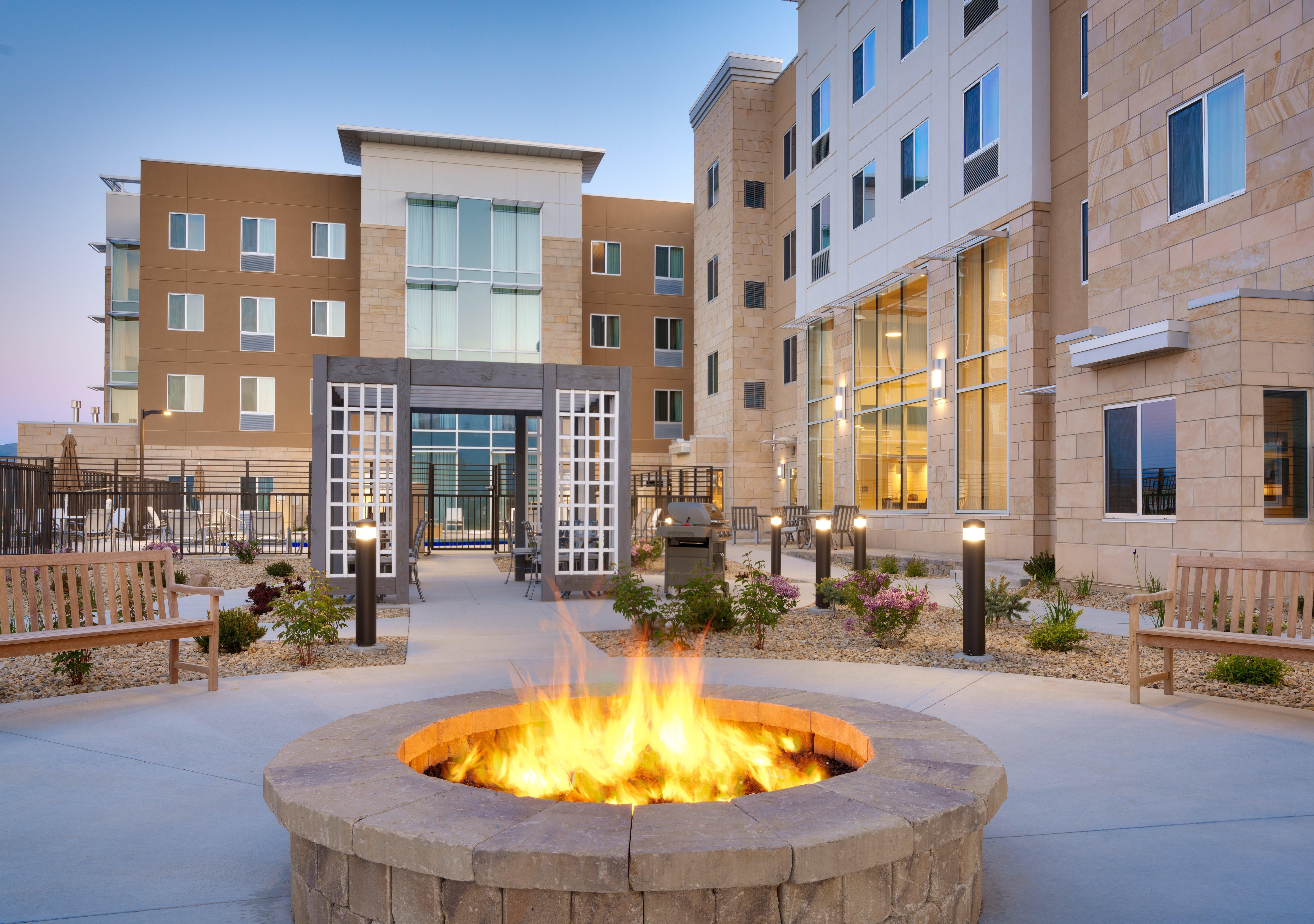Staybridge Suites - Lehi - Traverse Ridge Center By Ihg Ngoại thất bức ảnh